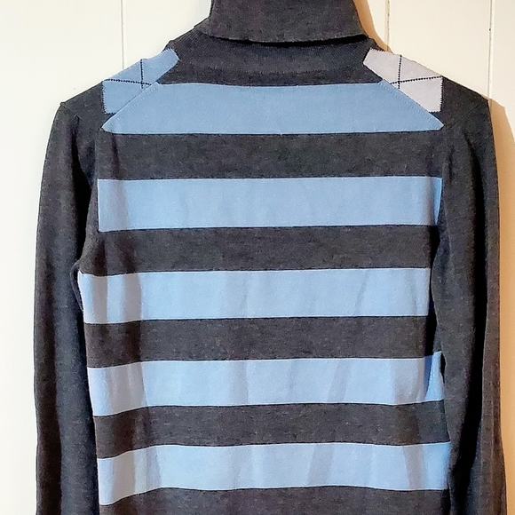 BURBERRY TURTLENECK SWEATER. WOMENS Sz:M MADE IN ITALY. LIKE NEW! DIAMOND/STRIPE - Picture 5 of 11